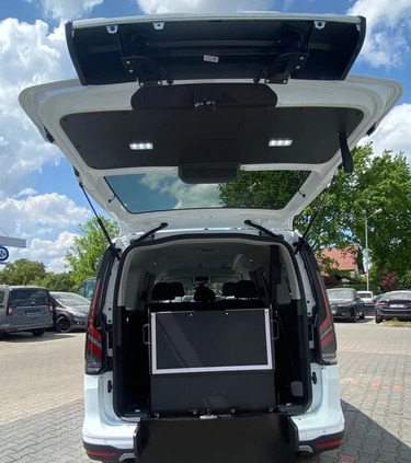 Ford Tourneo Connect cena 231305 przebieg: 12, rok produkcji 2023 z Skwierzyna małe 46